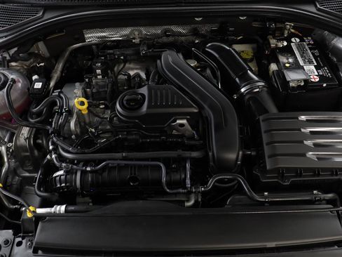 Certified 2022 Volkswagen Jetta SE image 21