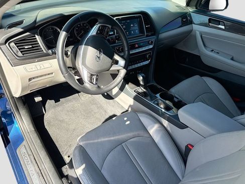 Used 2018 Hyundai Sonata Limited image 9