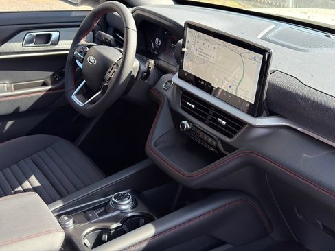 New 2026 Ford Explorer ST-Line AWD/4WD image 10