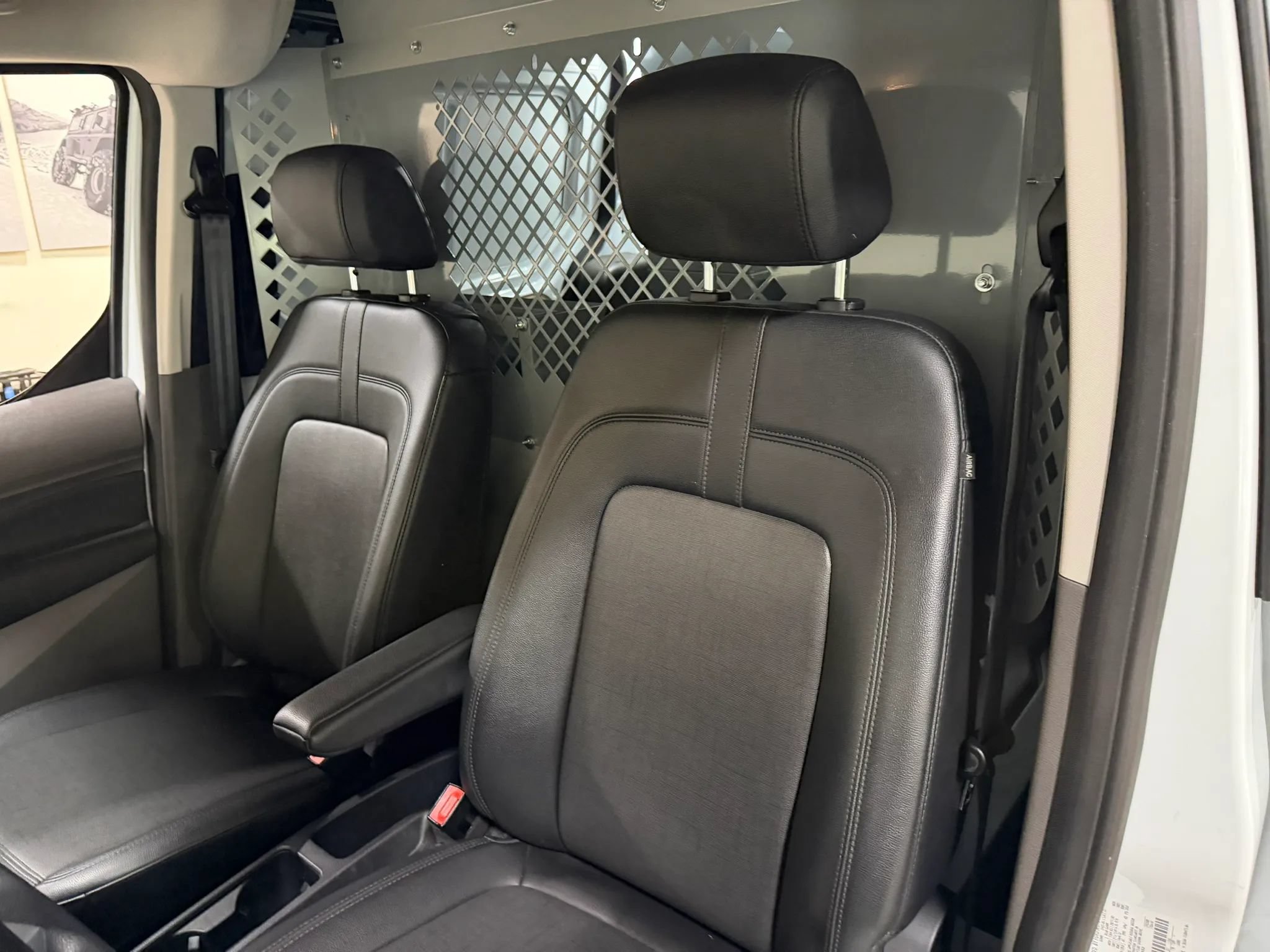 Used 2022 Ford Transit Connect XL FWD image 42
