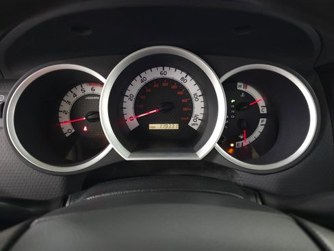 Used 2013 Toyota Tacoma 2WD Regular Cab image 14