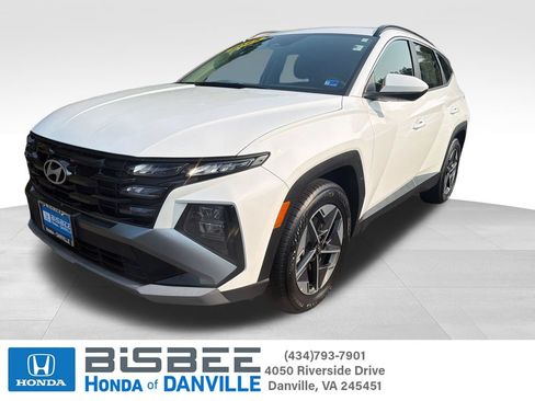 Used 2025 Hyundai Tucson SEL FWD image 1