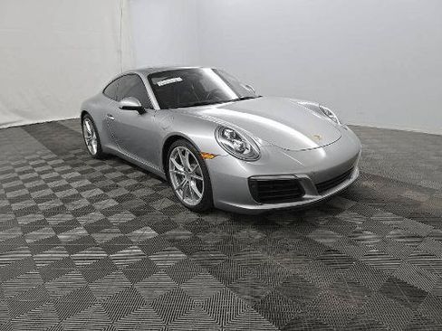Used 2018 Porsche 911 Carrera RWD image 4