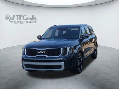 Used 2024 Kia Telluride S w/ S Sunroof Package