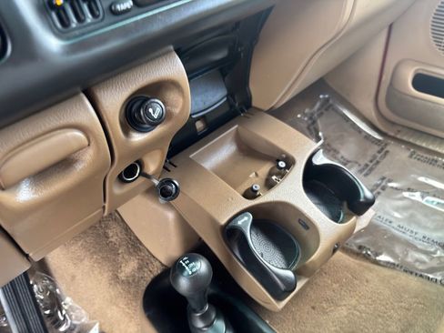 Used 1999 Dodge Ram 1500 Truck 4x4 Quad Cab image 19