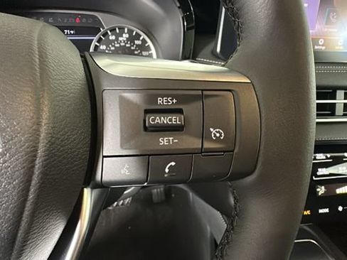 Used 2025 INFINITI QX60 Pure AWD/4WD image 17