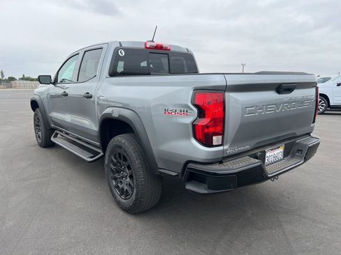 Used 2023 Chevrolet Colorado Trail Boss w/ Technology Package AWD/4WD image 6
