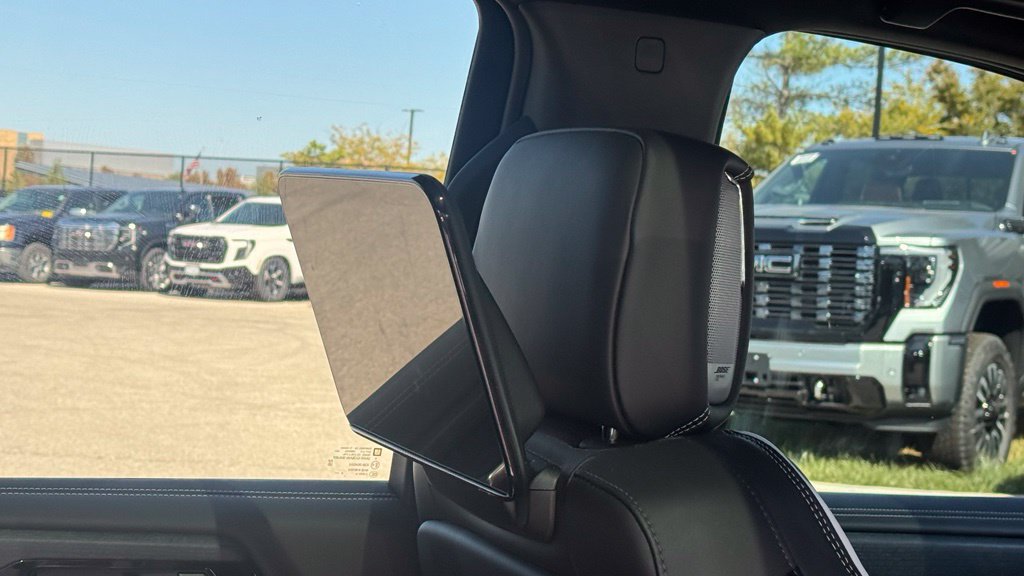 Used 2025 GMC Yukon XL AT4 Ultimate w/ LPO, Floor Liner Package AWD/4WD image 15
