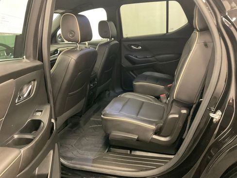 Used 2023 Chevrolet Traverse Premier w/ LPO, Floor Liner Package AWD/4WD image 29