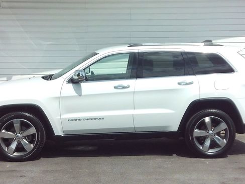 Used 2015 Jeep Grand Cherokee Limited AWD/4WD image 3