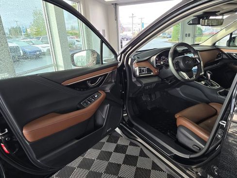 Used 2025 Subaru Outback Touring XT w/ Popular Package #2 image 18