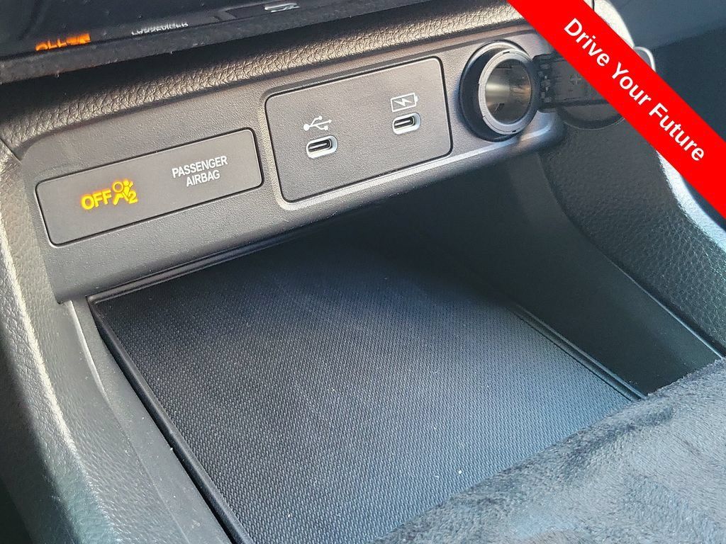 Used 2025 Honda Civic Sport image 12