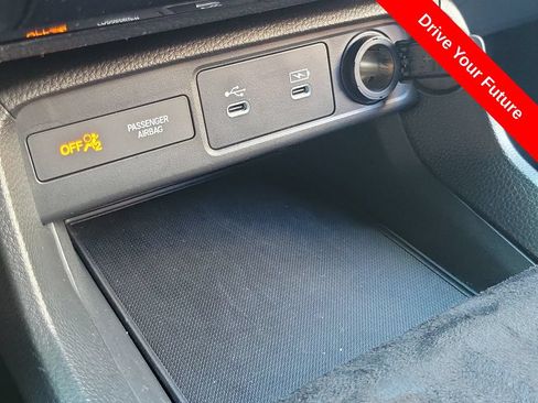 Used 2025 Honda Civic Sport image 12
