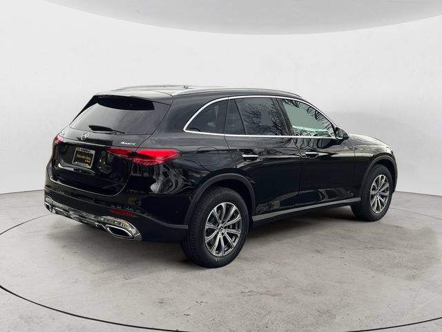 Used 2026 Mercedes-Benz GLC 300 4MATIC image 5