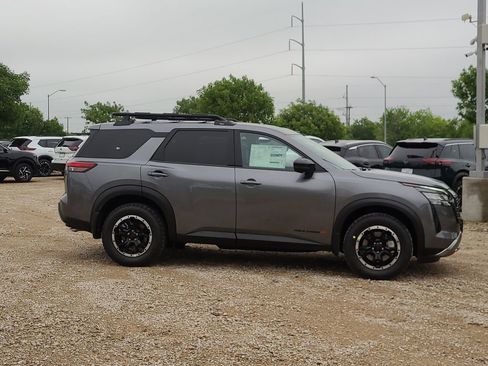 New 2026 Nissan Pathfinder Rock Creek AWD/4WD image 4