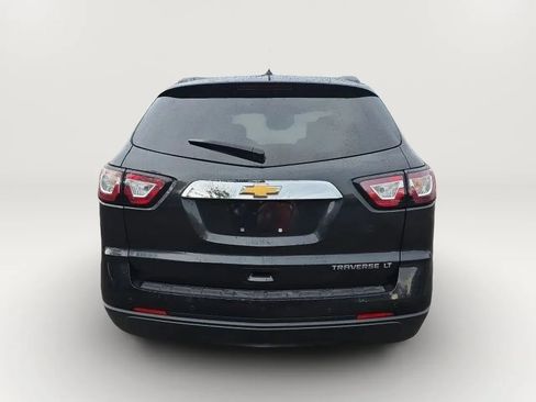 Used 2015 Chevrolet Traverse LT w/ Style and Technology Package FWD image 8