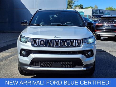 Used 2025 Jeep Compass Limited AWD/4WD image 20