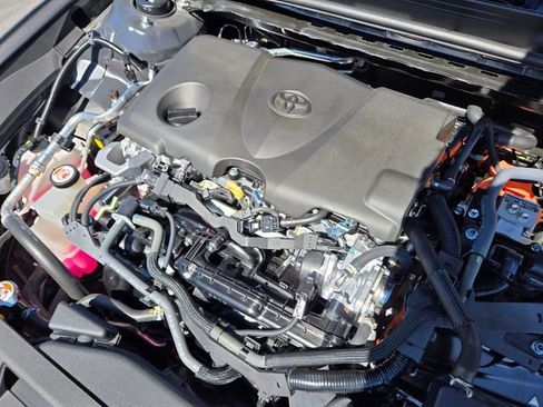 Certified 2025 Toyota Camry LE image 16