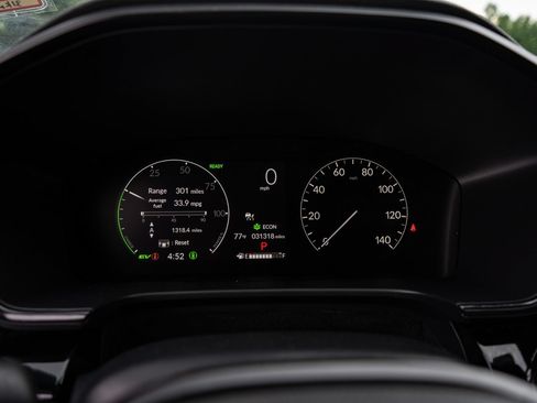 Used 2024 Honda CR-V Sport Touring image 28