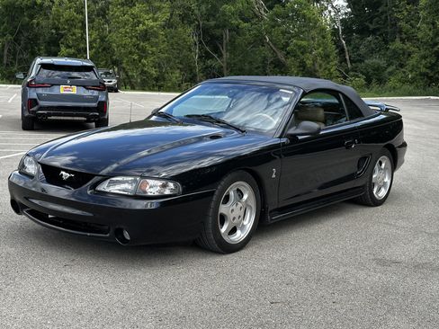 Used 1995 Ford Mustang GT RWD image 28