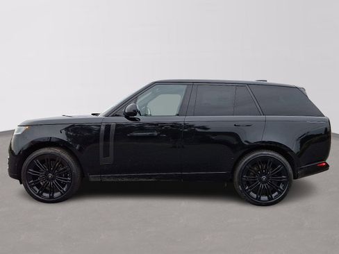 New 2025 Land Rover Range Rover SE image 5