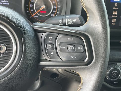 Used 2024 Jeep Wrangler Unlimited Sport AWD/4WD image 27