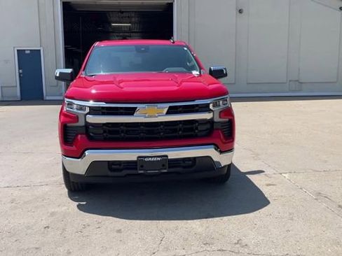 Used 2026 Chevrolet Silverado 1500 LT AWD/4WD image 3