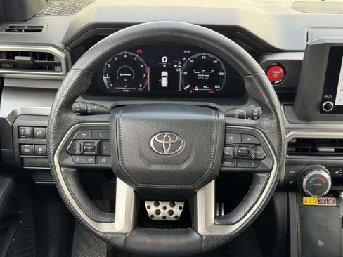 Used 2025 Toyota 4Runner TRD Sport AWD/4WD image 11