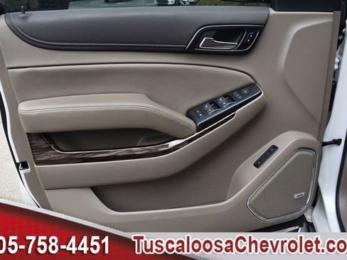 Used 2020 GMC Yukon XL SLT w/ Premium Edition image 19