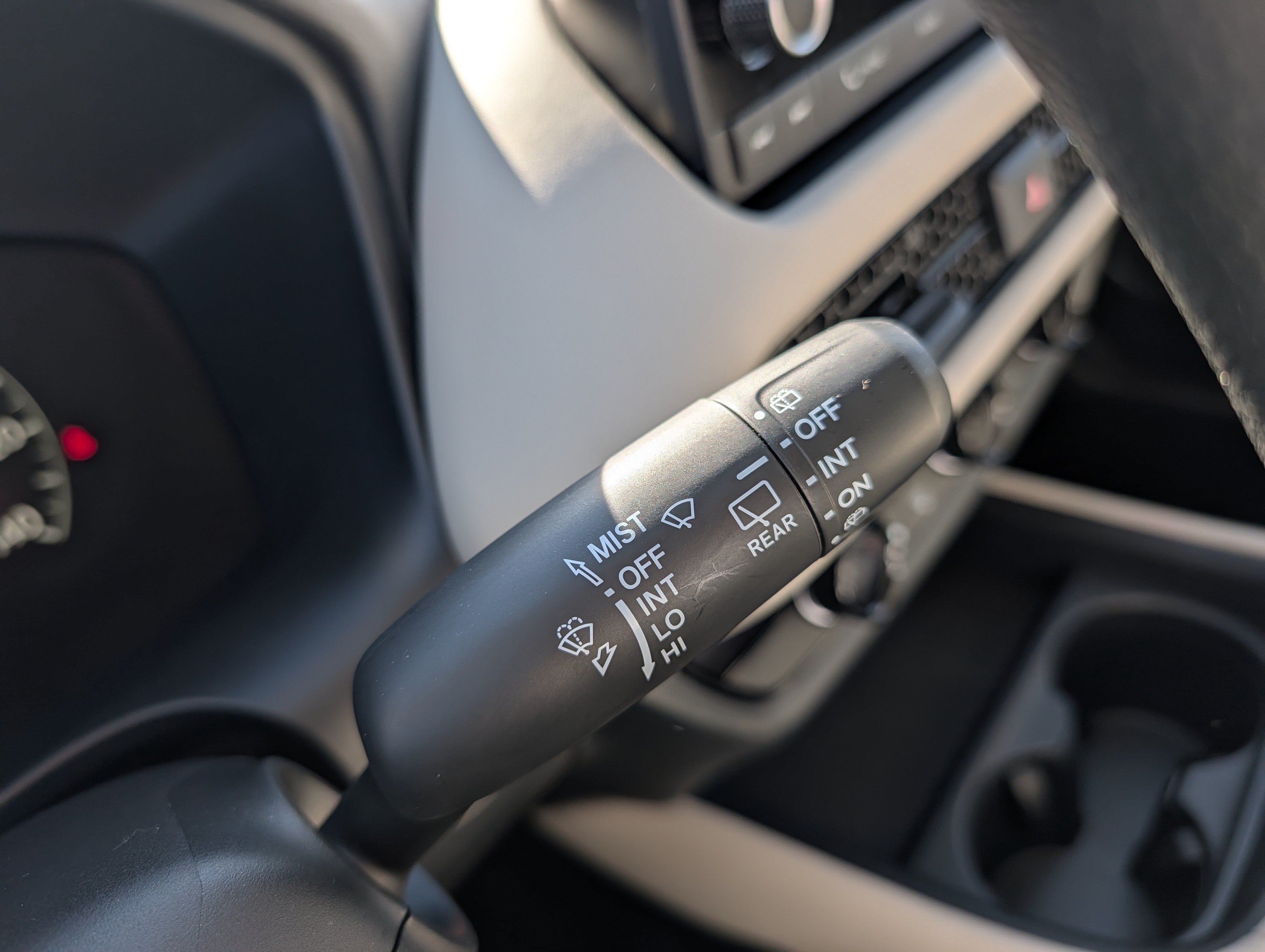 Used 2025 Honda HR-V LX image 26