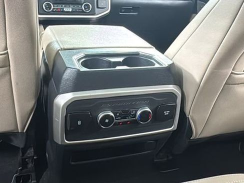 Used 2024 Ford Expedition Max Limited image 39