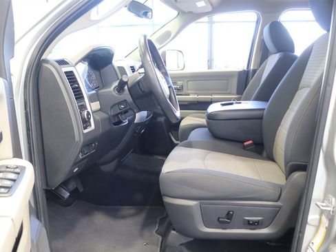 Used 2012 RAM 3500 Big Horn image 74