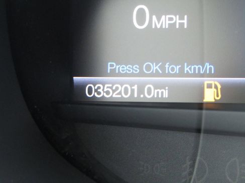 Used 2024 Ford Edge Titanium image 26