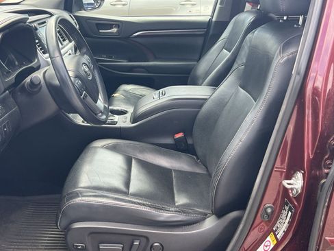 Used 2014 Toyota Highlander Limited AWD/4WD image 13