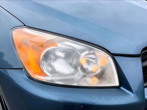 Used 2012 Toyota RAV4 4WD w/ Value Pkg image 28