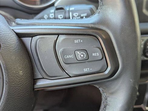 Used 2023 Jeep Wrangler Unlimited Sport AWD/4WD image 12