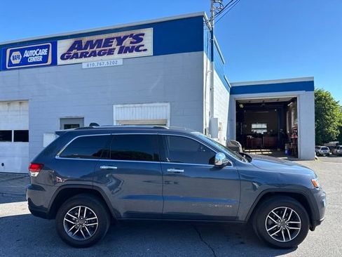 Used 2020 Jeep Grand Cherokee Limited AWD/4WD image 7
