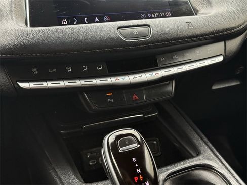 Used 2020 Cadillac XT4 Premium Luxury image 20