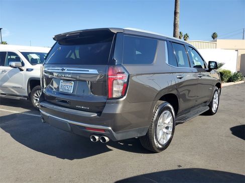 Used 2021 Chevrolet Tahoe Premier w/ Premium Package image 4