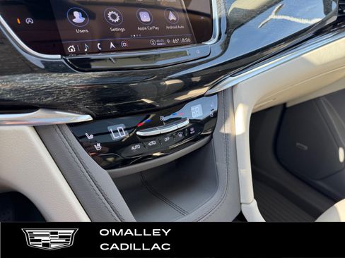Certified 2023 Cadillac XT6 Premium Luxury w/ LPO, Floor Liner Package AWD/4WD image 21