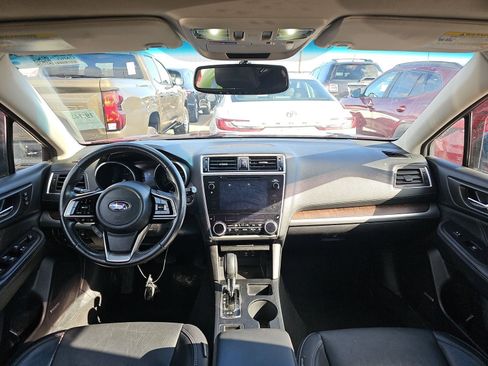 Used 2018 Subaru Outback 2.5i Limited w/ Popular Package #2 image 9