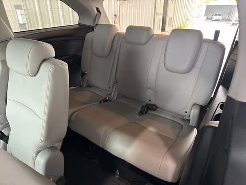 Certified 2019 Honda Odyssey EX-L image 17