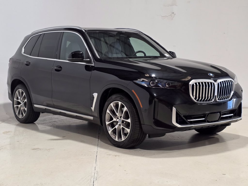 Used 2024 BMW X5 xDrive40i w/ Premium Package AWD/4WD image 7