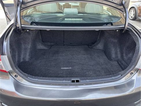 Used 2013 Toyota Corolla LE FWD image 14