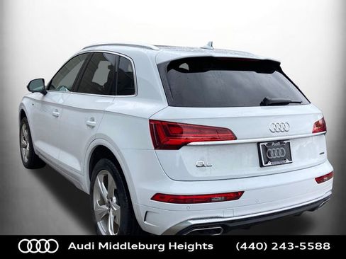Certified 2022 Audi Q5 2.0T Premium Plus w/ Premium Plus Package image 10