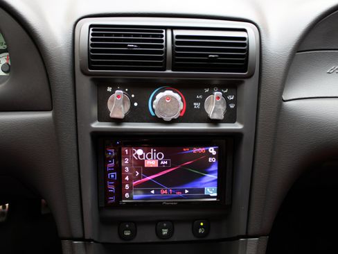 Used 2003 Ford Mustang Cobra image 7