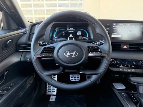 New 2026 Hyundai Elantra Sport FWD image 17