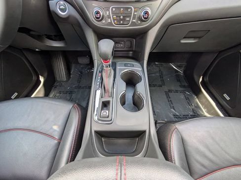 Used 2024 Chevrolet Equinox RS w/ RS Leather Package FWD image 20