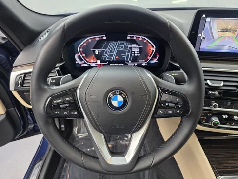 Certified 2023 BMW 540i w/ Premium Package RWD image 18