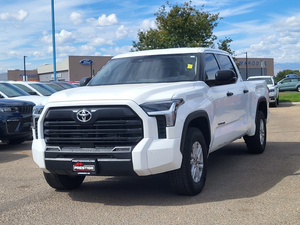 Used 2023 Toyota Tundra SR5 w/ SR5 Convenience Package AWD/4WD image 4